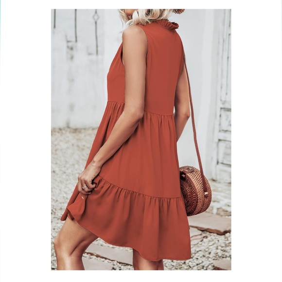 Rust colored tiered dress - Picture 3 of 7